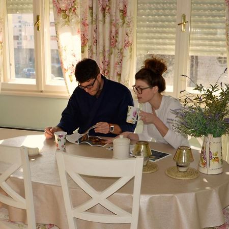 Shabby Chic Apartments Σίμπενικ Δωμάτιο φωτογραφία